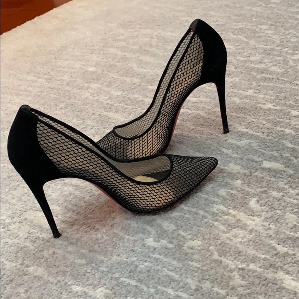 SOLD Christian Louboutin net pumps - Picture 4 of 4